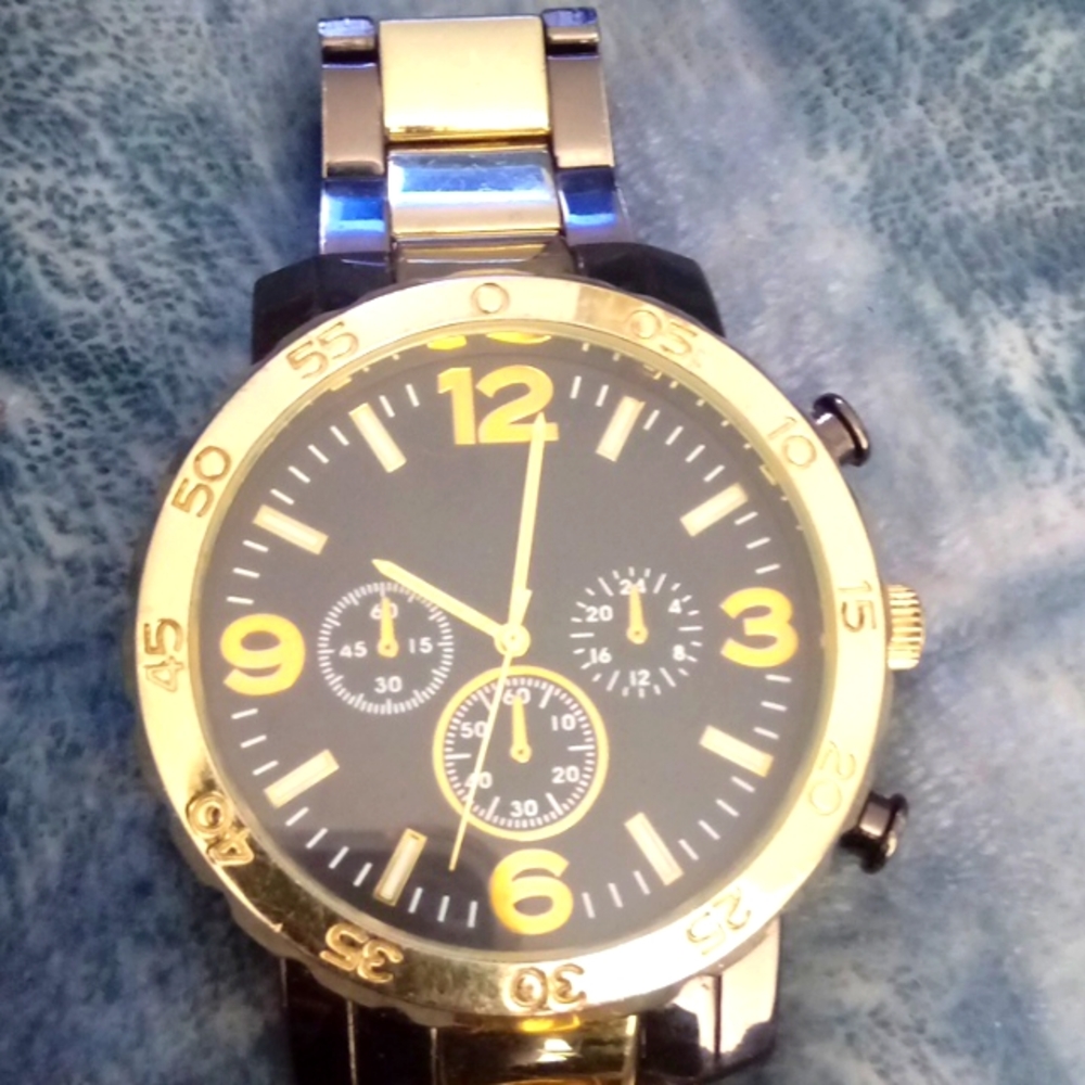 Men watch  Black and Gold